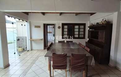 Imagem 10: Casa Capão da Imbuia 300m² 5 quartos