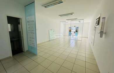 Imagem: O depósito para alugar possui 76m² de Área e está localizado