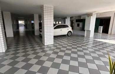 Imagem: O apartamento possui 1 Dormitório, 1 Banheiro, 1 Vaga na garagem