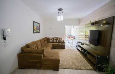 Imagem 2: Casa com 5 quartos, sendo 2 suítes à venda, 375 m² por R$ 550.000 -...