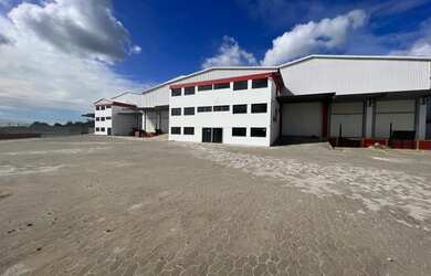 Imagem: O depósito possui 3.700m² de Área e está localizado em