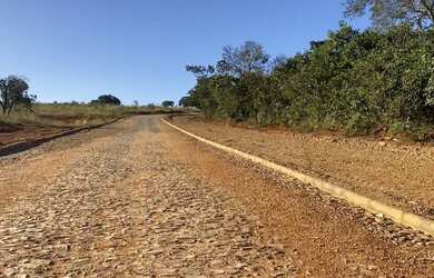 Imagem: O terreno possui 1000m² de Área e está localizado em Jaboticatubas