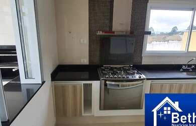 Imagem 3: Excelente Casa com 380m², New Ville