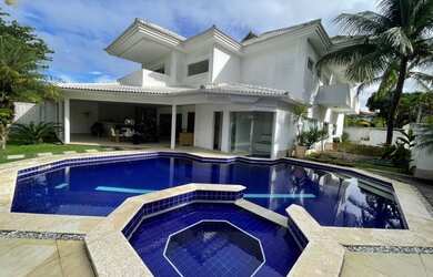 Imagem: A casa em condomínio possui 5 Dormitórios, 5 Banheiros, 4