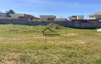 Imagem: O terreno possui 250m² de Área e está localizado em Alto