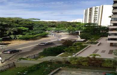 Imagem 2: Salvador - Apartamento Padrão - Itaigara