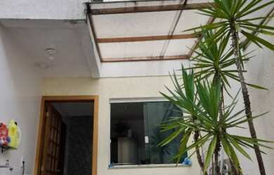 Imagem 4: Charmosa residência dentro de condomínio com 4 qts no Bairro Peixoto