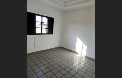 Imagem: O apartamento possui 3 Dormitórios, 2 Banheiros, 120m² de