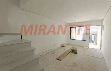 Imagem: A casa possui 3 Dormitórios, 5 Banheiros, 2 Vagas na garagem