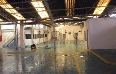 Imagem: O depósito possui 1.779m² de Área e está localizado em