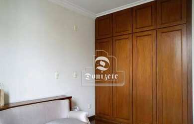 Imagem: O apartamento possui 4 Dormitórios, 3 Banheiros, 2 Vagas na