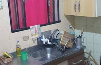 Imagem: A casa possui 2 Dormitórios, 1 Banheiro, 2 Vagas na garagem