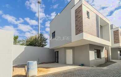 Imagem: A casa em condomínio possui 3 Dormitórios, 3 Banheiros, 2