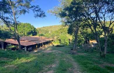 Imagem: A chácara e está localizado em Jaboticatubas, MG à venda