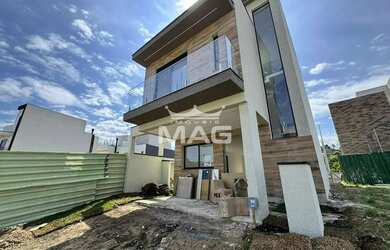 Imagem: A casa em condomínio possui 3 Dormitórios, 4 Banheiros, 2