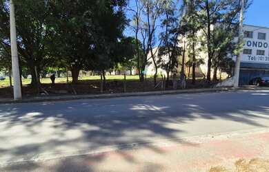 Imagem: O depósito possui 5000m² de Área e está localizado em Parque