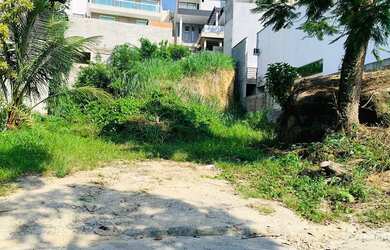 Imagem: O terreno possui 398m² de Área e está localizado em Campo