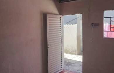 Imagem 3: Aluga-se kit incluso água e luz na QNM 05 da Ceilândia Sul