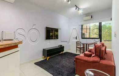 Imagem: O studio possui 1 Dormitório, 1 Banheiro, 1 Vaga na garagem