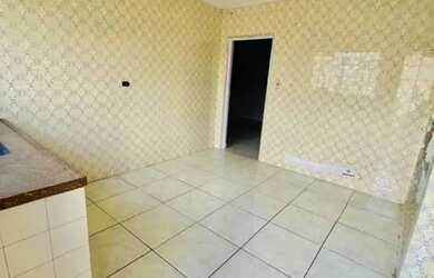 Imagem: A casa possui 3 Dormitórios, 3 Banheiros, 181m² de Área e