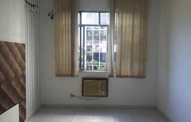 Imagem: O apartamento possui 1 Banheiro, 30m² de Área e está localizado