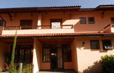 Imagem: A casa em condomínio possui 2 Dormitórios, 3 Banheiros, 1