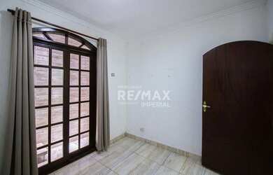 Imagem 9: Casa com 5 quartos, sendo 2 suítes à venda, 375 m² por R$ 550.000 -...