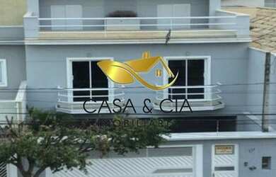 Imagem: A casa possui 3 Dormitórios, 3 Banheiros, 4 Vagas na garagem