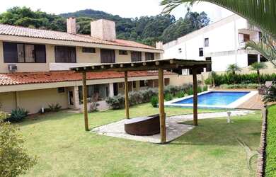 Imagem 3: SANTANA DE PARNAIBA - Casa Padrão - Alphaville