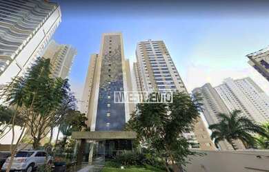 Imagem: O apartamento possui 4 Dormitórios, 2 Banheiros e 370m² de