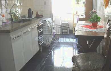 Imagem: O apartamento à venda possui 2 Dormitórios, 1 Banheiro, 1