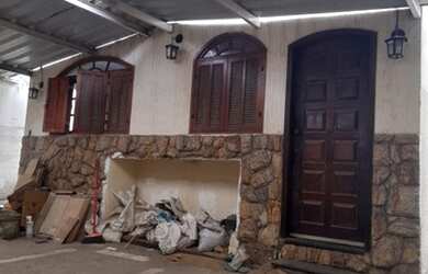 Imagem 5: Casa para venda possui 350 metros quadrados com 4 quartos em Santa Terezinha - Juiz de For