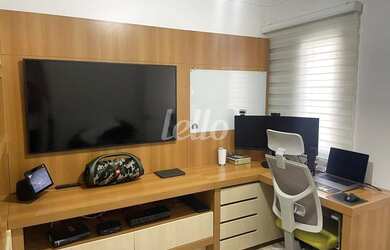 Imagem: O apartamento possui 3 Dormitórios, 2 Banheiros, 100m² de