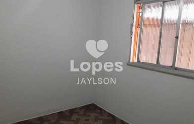 Imagem: A casa possui 2 Dormitórios, 1 Banheiro, 3 Vagas na garagem