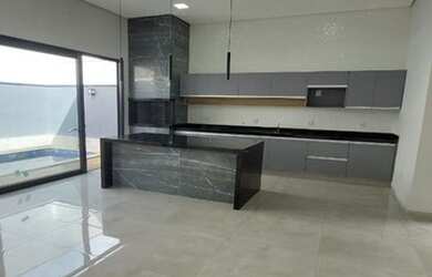 Imagem: A casa em condomínio possui 3 Dormitórios, 5 Banheiros, 4