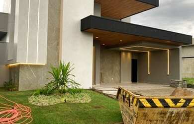 Imagem: A casa em condomínio possui 3 Dormitórios, 3 Banheiros, 2