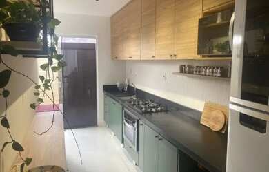 Imagem: A casa em condomínio possui 3 Dormitórios, 2 Banheiros, 2