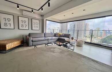 Imagem: O apartamento possui 3 Dormitórios, 4 Banheiros, 2 Vagas na