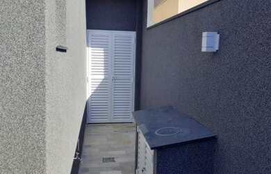 Imagem: A casa em condomínio possui 3 Dormitórios, 5 Banheiros, 2