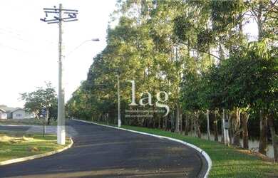 Imagem: A casa em condomínio possui 4 Dormitórios, 4 Banheiros, 5