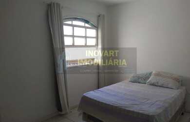 Imagem: A casa possui 5 Dormitórios, 3 Banheiros, 4 Vagas na garagem