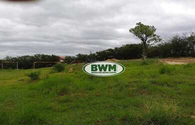 Imagem: O terreno possui 98.000m² de Área e está localizado em Zona