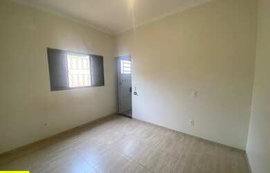 Imagem 2: SÃO JOSÉ DO RIO PRETO - Casa Padrão - PARQUE RESIDENCIAL LAURIANO TEBAR II