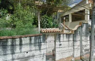 Imagem: A casa possui 3 Dormitórios, 1 Banheiro, 140m² de Área e