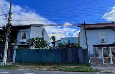 Imagem: O terreno possui 300m² de Área e está localizado em Ponta