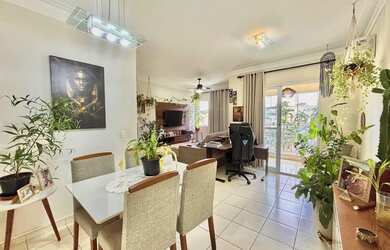 Imagem: O apartamento possui 2 Dormitórios, 2 Banheiros, 1 Vaga na