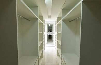 Imagem 7: Casa residencial com 3 quartos sendo 2 suítes disponível para venda...