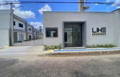 Imagem: A casa em condomínio possui 3 Dormitórios, 2 Banheiros, 114m²