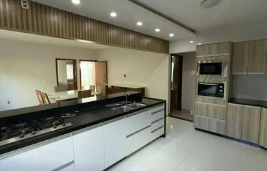 Imagem: A casa em condomínio possui 2 Dormitórios, 3 Banheiros, 5