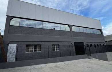 Imagem: O depósito possui 700m² de Área, Imóvel novo e está localizado